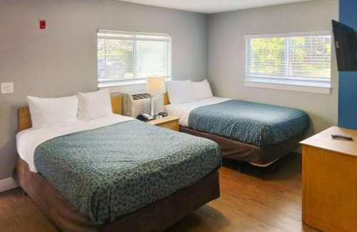 Stuart Hotel | Suburban Studios Stuart near Federal Hwy 1