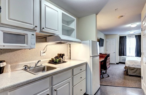 North Westminster Hotel | Suburban Studios Westminster Denver North