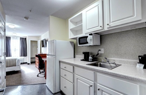 North Westminster Hotel | Suburban Studios Westminster Denver North