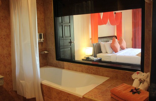 Khuekkhak Hotel | Sudala Beach Resort