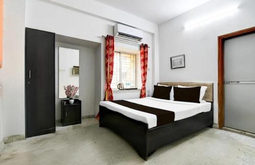 Kolkata Casa | Sudarshan Villa Guest House - Near Ruby General hospital