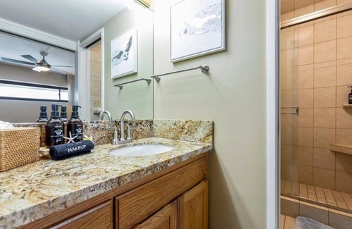Kihei Apartamento | Sugar Beach Resort 534- Oceanfront with amazing views at Sugar Beach Resort