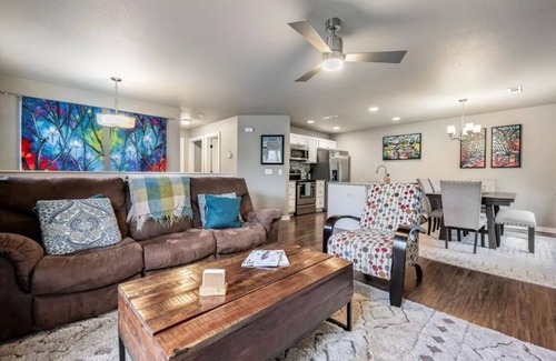Bella Vista Casa | Sugar Creek Treehouse - 0.25 mi to Trails, Golf