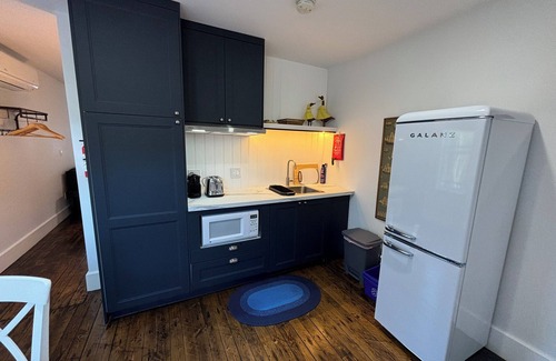 Aspy Bay Apartamento | Sugar Loaf NS, mountain views, ocean access, trails