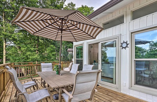 Sugar Mountain Cabaña | Sugar Mountain Escape w/ Deck & Mountain Views!