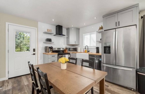 Oakhurst Cabina | Sugar Pine Village 2 HOMES I Jacuzzi BBQ Ping-Pong