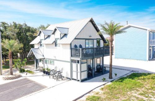 Mexico Beach Apartamento | Sugar Sand Cottage A by Pristine Properties Vacation Rentals