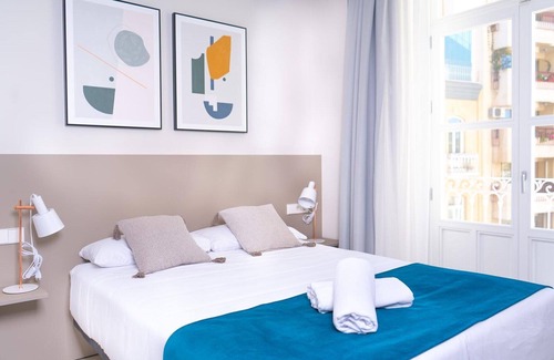 Diputación de Cartagena Casco Apartamento | Suitable. King's Square | 4 | 5 pax.
