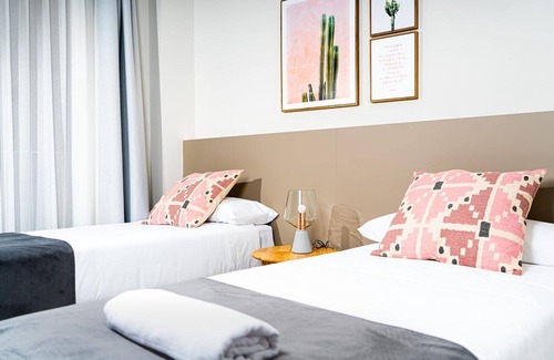 Diputación de Cartagena Casco Apartamento | Suitable. King's Square | 4 | 5 pax.