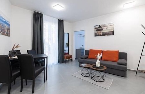 Sankt Leonhard Apartamento | Suite 10 | Double Bed with Kitchen, 2 Rooms