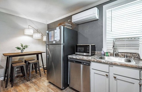 Rock Spring Apartamento | Suite 112: Comfort and charm near Lookout Mtn Incline Railway