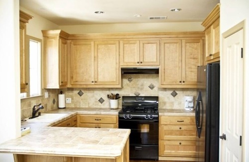 Paso Robles Casa | Suite 16: encanto de antaño, wifi gratis, cable, centro de la ciudad