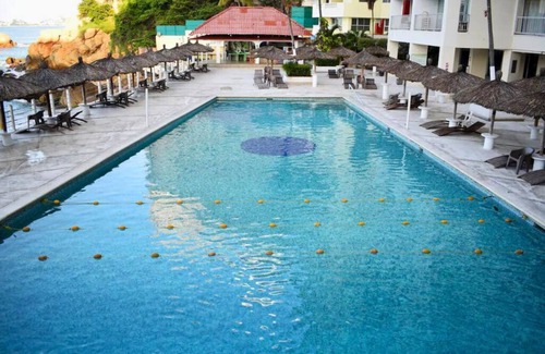Club Deportivo Apartamento | Suite 1808 by Suites Victoria Acapulco