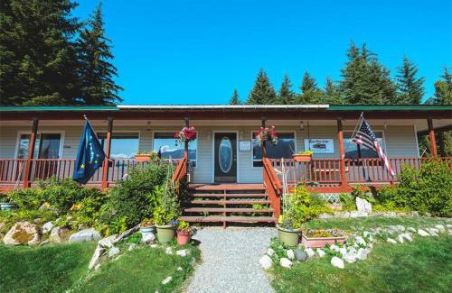 Haines Casa | Suite 2 Lynn View Lodge