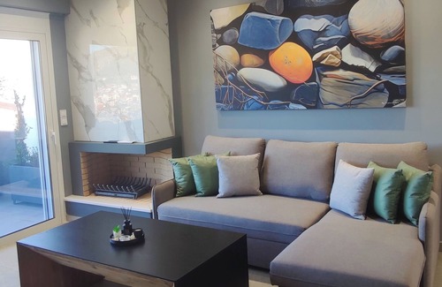 Amfilochia Apartamento | Suite 2 on the Hill – Partial Sea View
