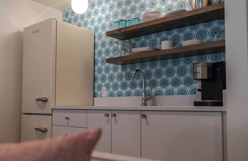 Saugatuck Apartamento | Suite #3, The Peony @ Porches On Mason - Prime downtown location...