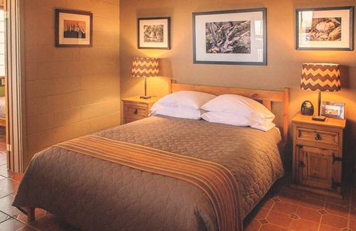 Panorama Heights Cabina | Suite 3 - The Sonoran Traveler
