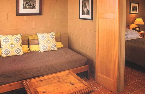 Panorama Heights Cabina | Suite 3 - The Sonoran Traveler