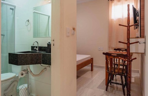 Parque Oasis Villa | Suite 3 with air conditioning, Wi-Fi, minibar, TV and swimming pool. Close to the beach.