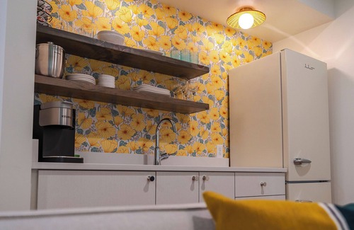 Saugatuck Apartamento | Suite #4, The Rose @ Porches On Mason - Prime downtown location...