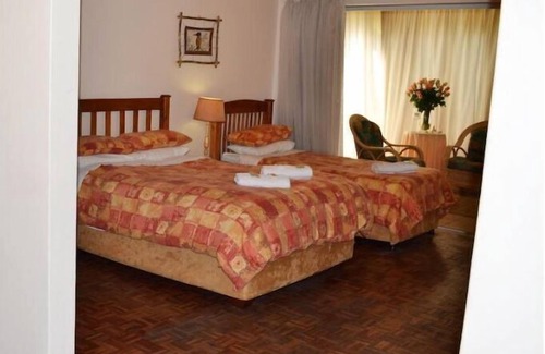 Kempton Park Cama Y Desayuno | Suite 5-Doves Nest Guest House-Cama y desayuno