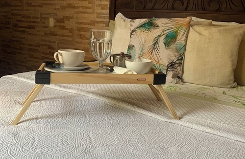 Jabaquara Cabina | Suite 5 minutes from the beach in a cozy house with pool and garage.