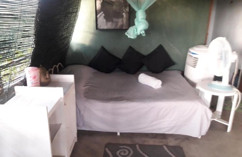 Kolonnawa Apartamento | Suite -5- ORCHID-ROOFTOP ECO DECK Rajagiriya, Gothatuwa, COLOMBO