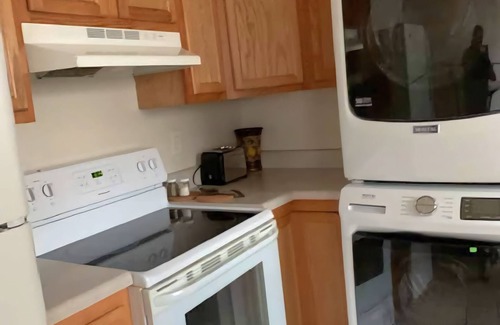 Biddleville Apartamento | Suite 6, Sleep 4, Walk to Attractions in Uptown