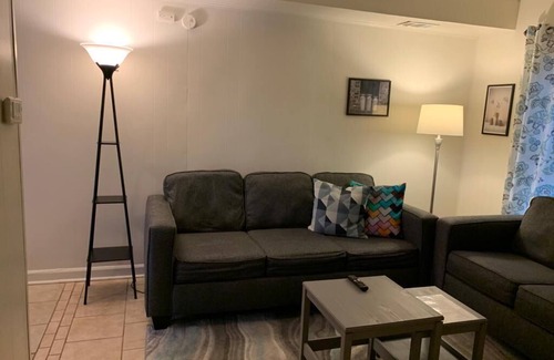 Biddleville Apartamento | Suite 6, Sleep 4, Walk to Attractions in Uptown