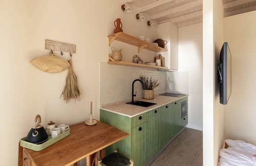 Olhao Apartamento | Suite 7:Double/Twin Deluxe, Private Terrace, Kitchenette - B&B