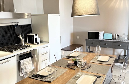 Arezzo Apartamento | suite apartment in residence with swimming pool in the Tuscan countryside.