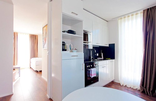 Albisrieden Apartamento | Suite Apartments by Livingdowntown