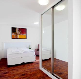 Albisrieden Apartamento | Suite Apartments by Livingdowntown