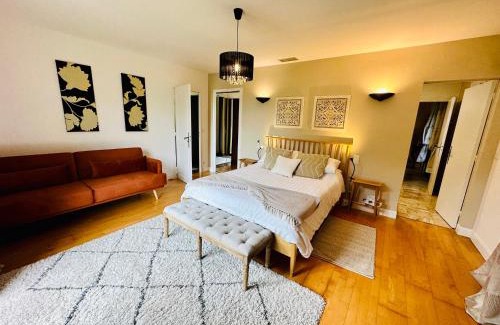 Laujuzan Apartamento | Suite Armagnac, relaxing gite near Nogaro