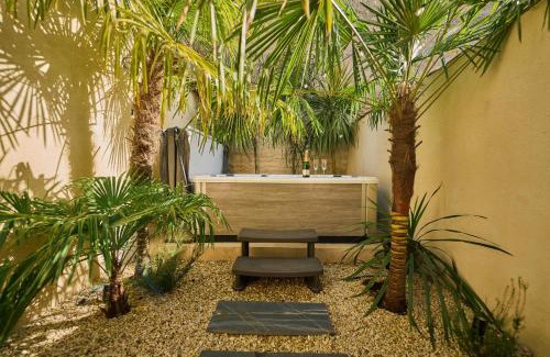 Cognac Apartamento | Suite atypique - Jacuzzi privatif en centre ville de Cognac