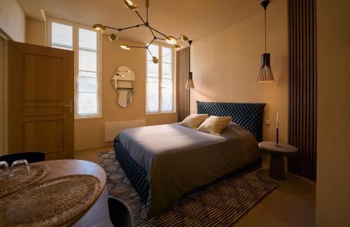 Cognac Apartamento | Suite atypique - Jacuzzi privatif en centre ville de Cognac