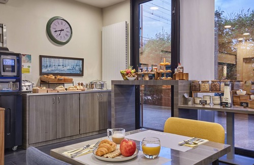 Perrache Apartamento | Suite au Centre de Lyon! Kitchenette Equipée