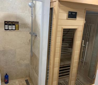 Pertuis Casa | Suite avec sauna