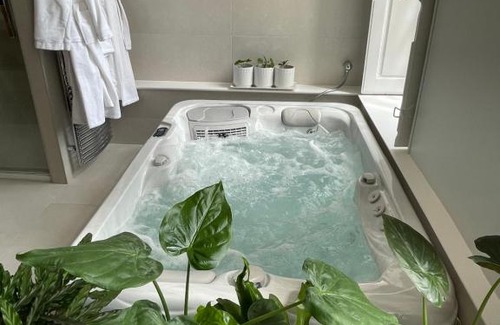 Autun Casa | Suite avec Spa Quartier Cathédrale