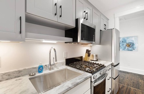 Westside Apartamento | Suite B3 at 697 King