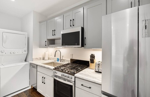 Westside Apartamento | Suite B3 at 697 King