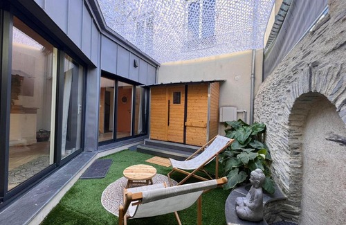 Downtown Angers Cama Y Desayuno | Suite Bali Les Petits Plaisirs