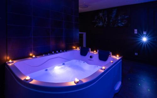 Poincare - Foch - Anatole France - Croix de Bourgogne Apartamento | Suite Boréale 50m2 spa privatif.