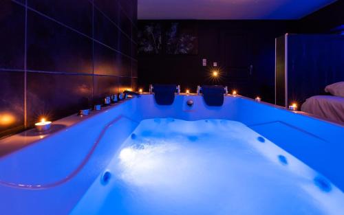 Poincare - Foch - Anatole France - Croix de Bourgogne Apartamento | Suite Boréale 50m2 spa privatif.