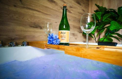 Plouay Apartamento | Suite Bretagne - Billard, Spa, Ciné- Proche Lorient