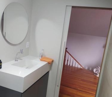 Monte Verde Casa | Suite com Varanda