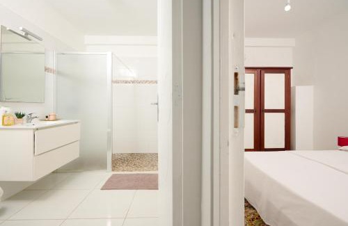 Ducos Apartamento | Suite cosy avec jacuzzi et jardin - BED AND COFFEE CITY
