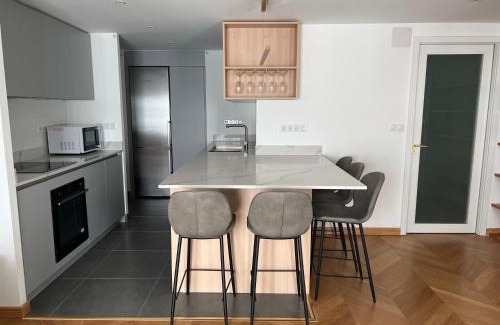 Saint-Denis Apartamento | SUITE DELUXE au carré cathédrale en HYPERCENTRE Saint Denis