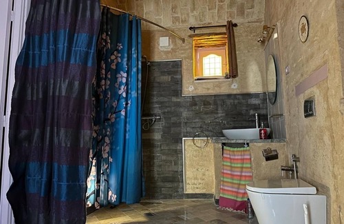 Kairouan Cama Y Desayuno | Suite Double Deluxe