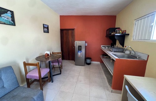 Tuxtla Gutiérrez Apartamento | Suite el Ángel #2, ideal para descansar en un espacio amplio y sereno.